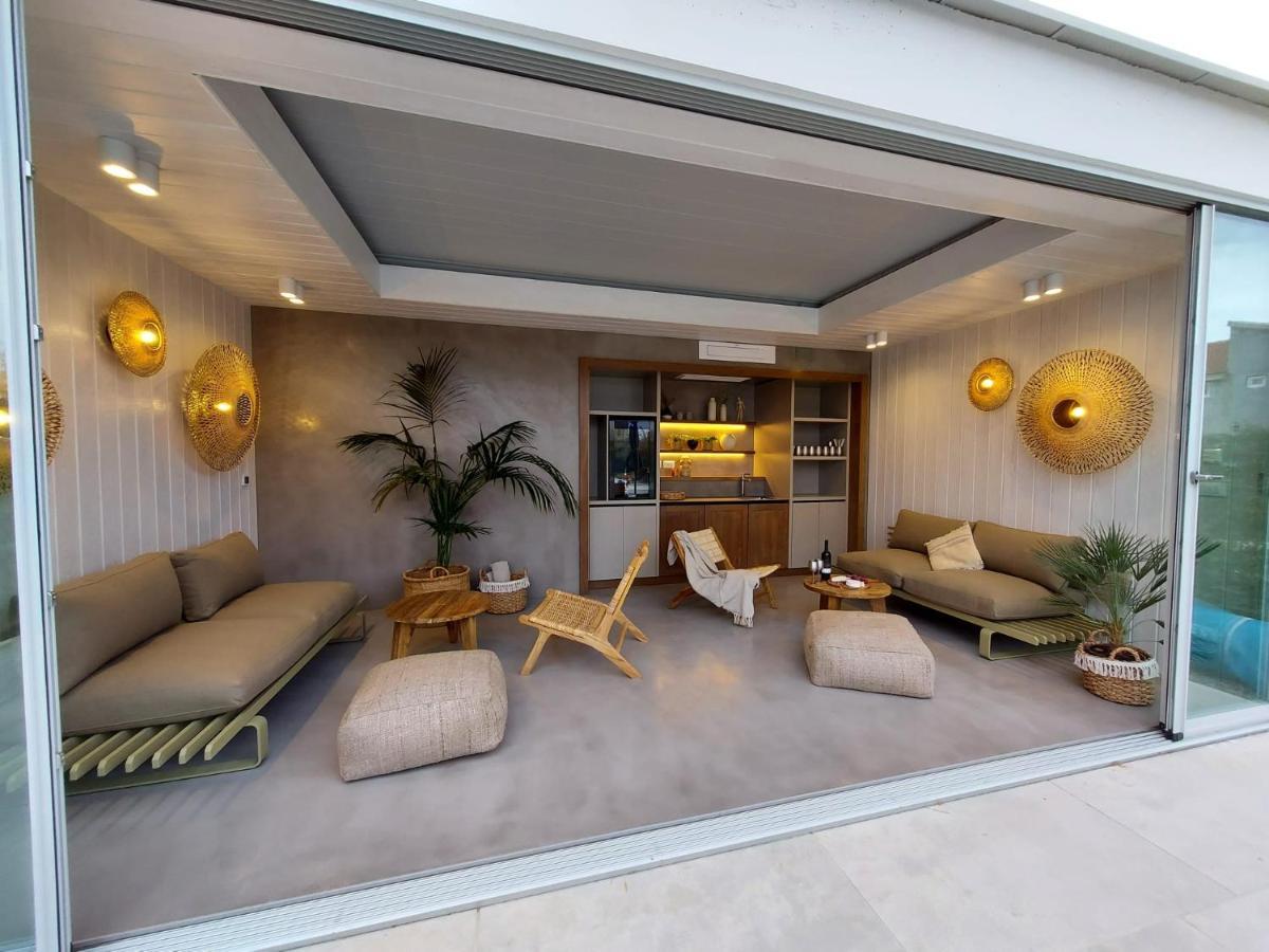 O'Live Residence - Designer Suites บาร์บินเย ภายนอก รูปภาพ